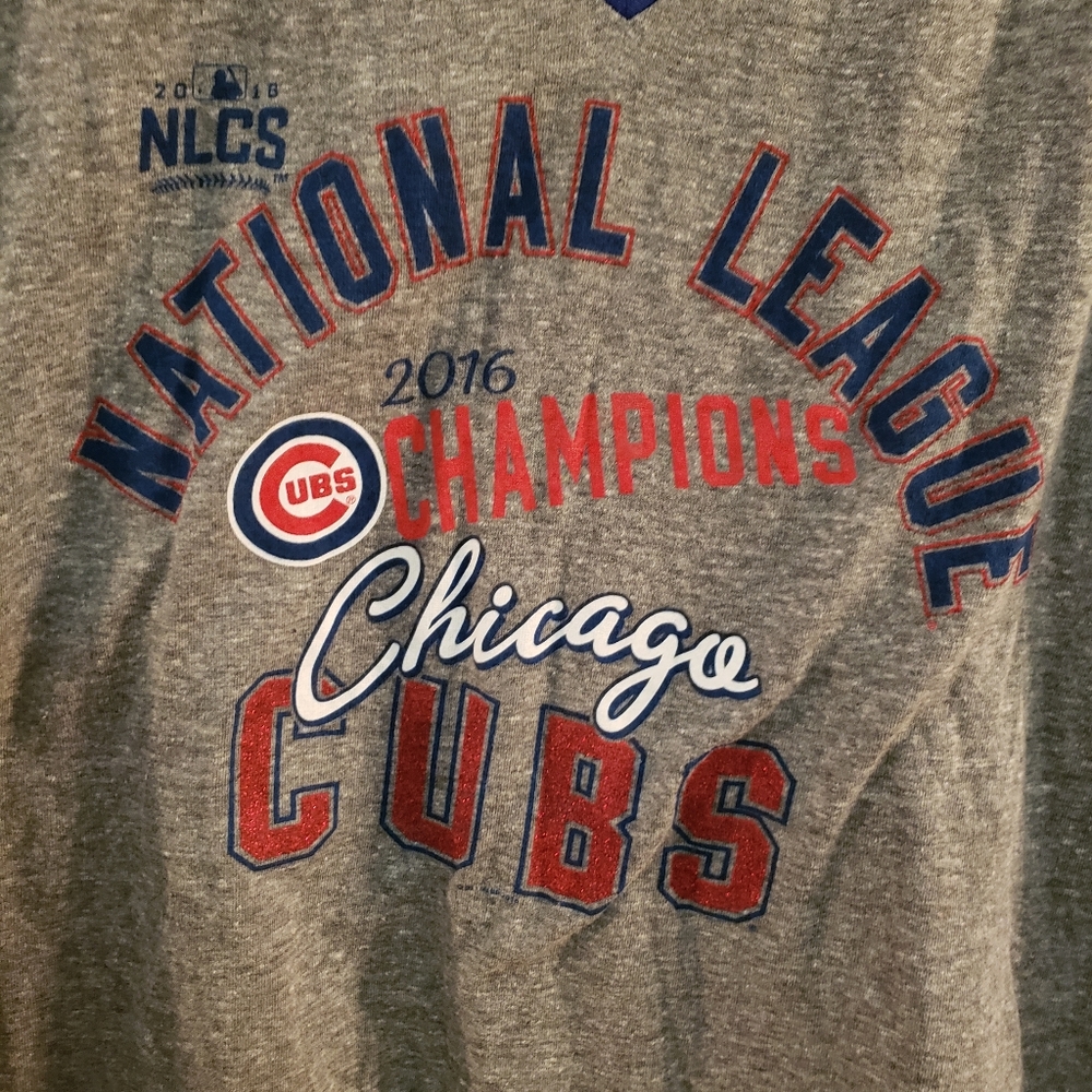 4Her sz XL women's 2016 Chicago Cubs long sleeve tshirt-2 available